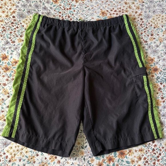 Y2K Silver Tag Nike sport shorts, no flaws. SzL - Picture 1 of 5